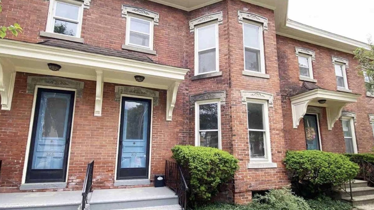 Owosso Condo | Historic Downtown Owosso Condo