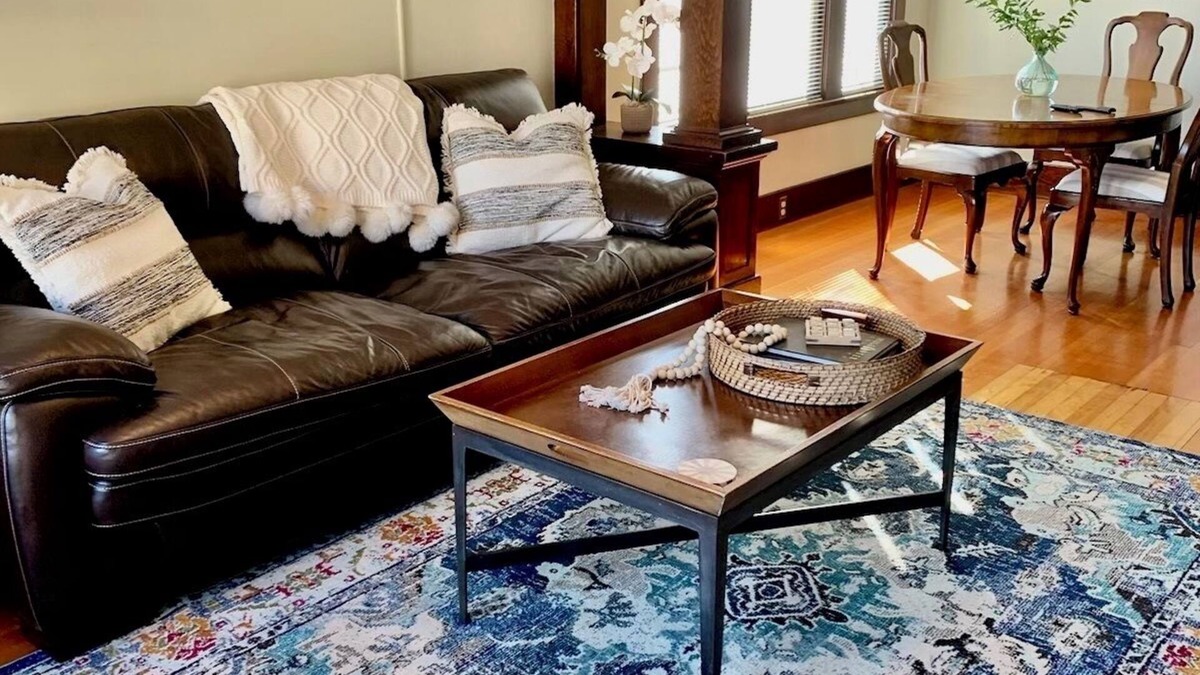 Astoria Apartment | Historic Downtown Riverview Flat, No. 2