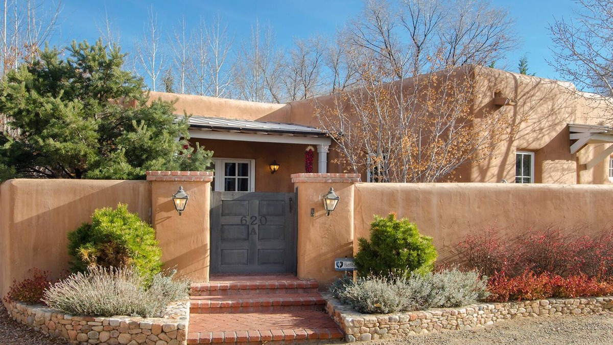 Historic Eastside House | HISTORIC EAST SIDE ~ Warm and inviting Walk to canyon road.