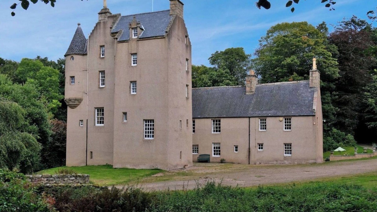 Insch Other | Historic Fairytale Lickleyhead Castle