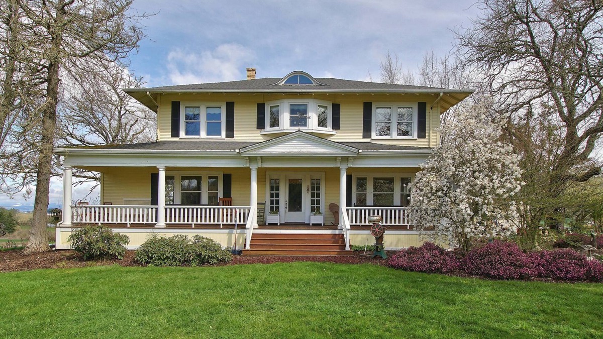 Polk County Other | Historic Family Farm | World Class Wine