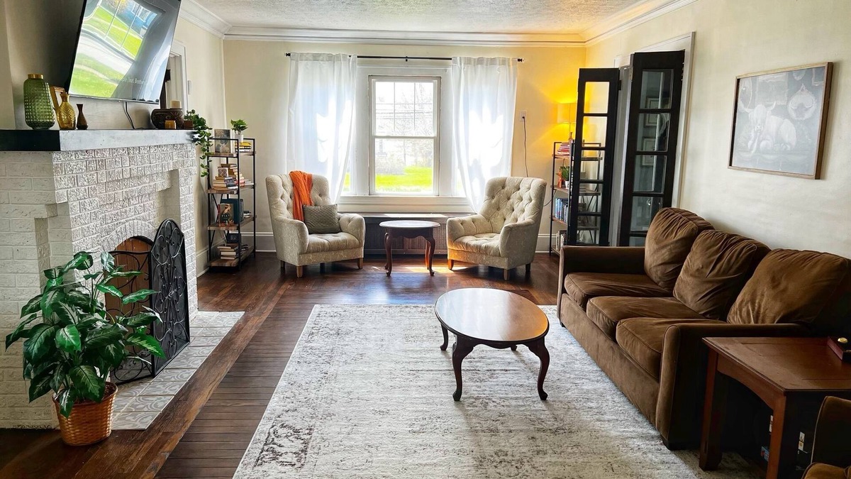 Medina House | Historic & Family Owned