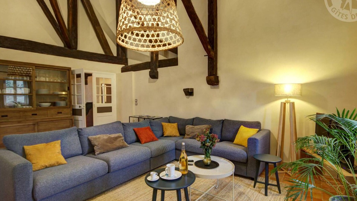 Sainte-Croix-en-Jarez Cottage | Historic 3BR Gîte with Private Bathrooms, WiFi, and Garden near Lyon