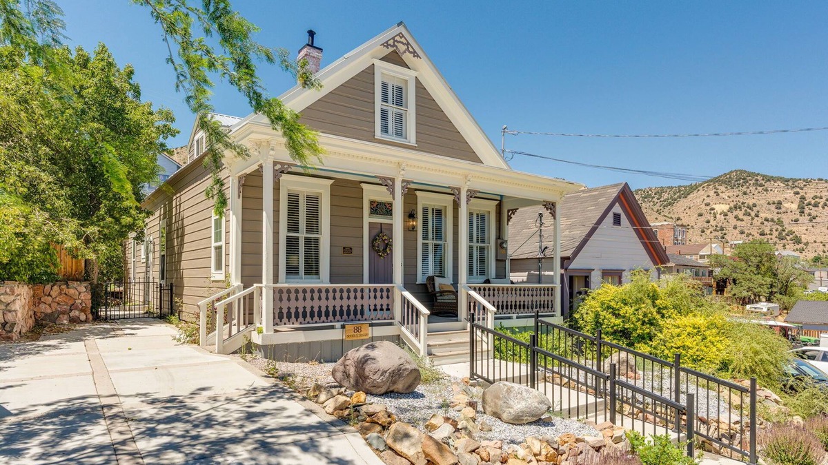 Virginia City House | Historic Gem in Virginia City