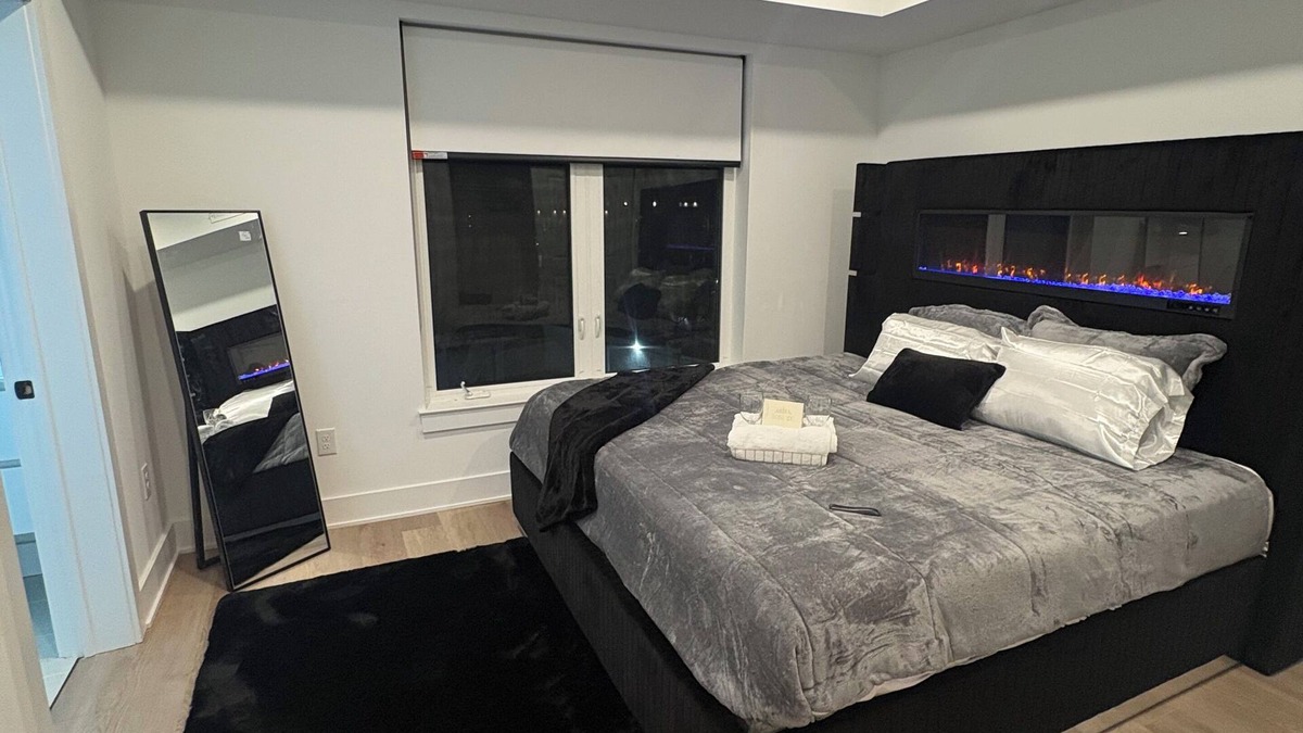 Germantown Apartment | Historic Germantown Modern Stay