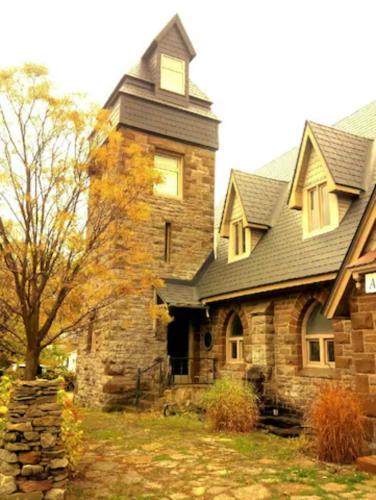Port Elmsley Apartment | Historic Gothic Stone Church Home and Studio Loft