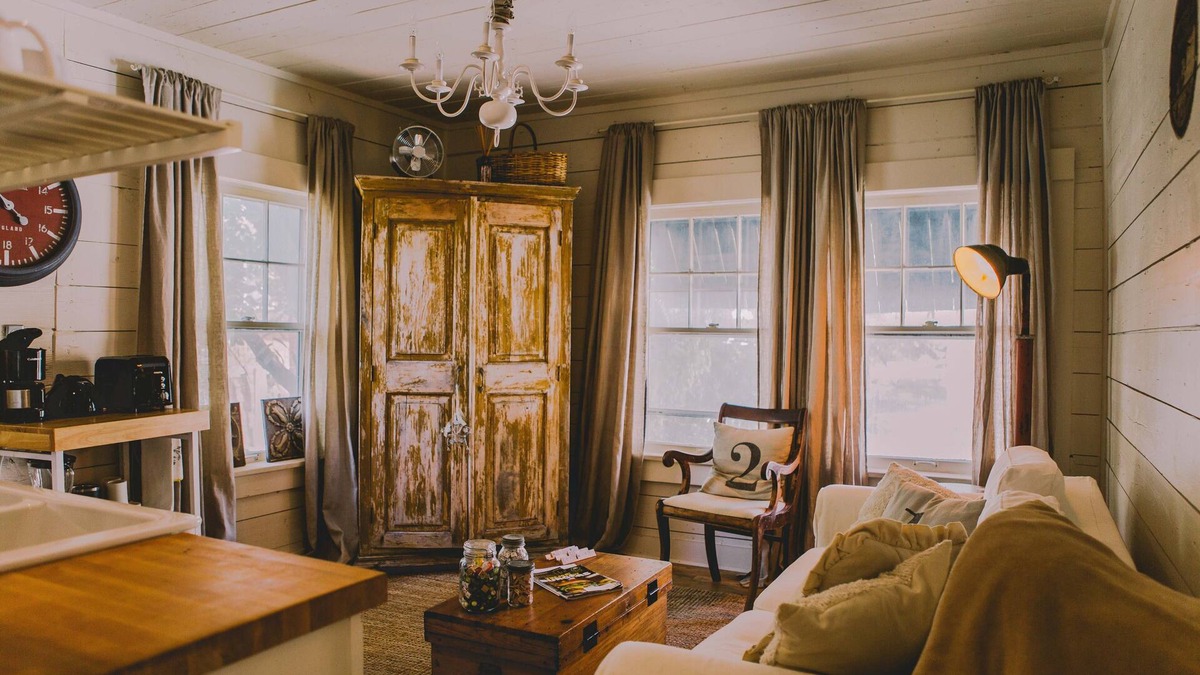 Ryan Place House | Historic Guest House near TCU/Downtown available for 30 day+ rental ONLY