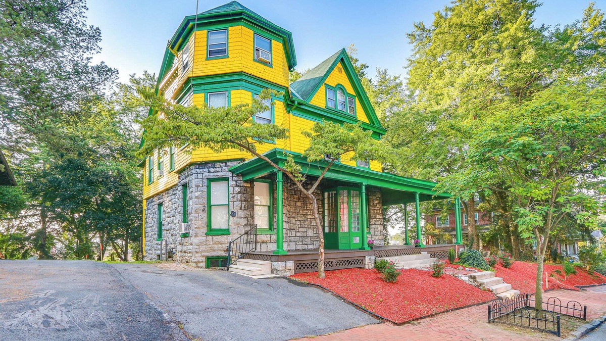 Hagerstown Apartment | Historic Hagerstown Haven: Walk to Parks, Downtown