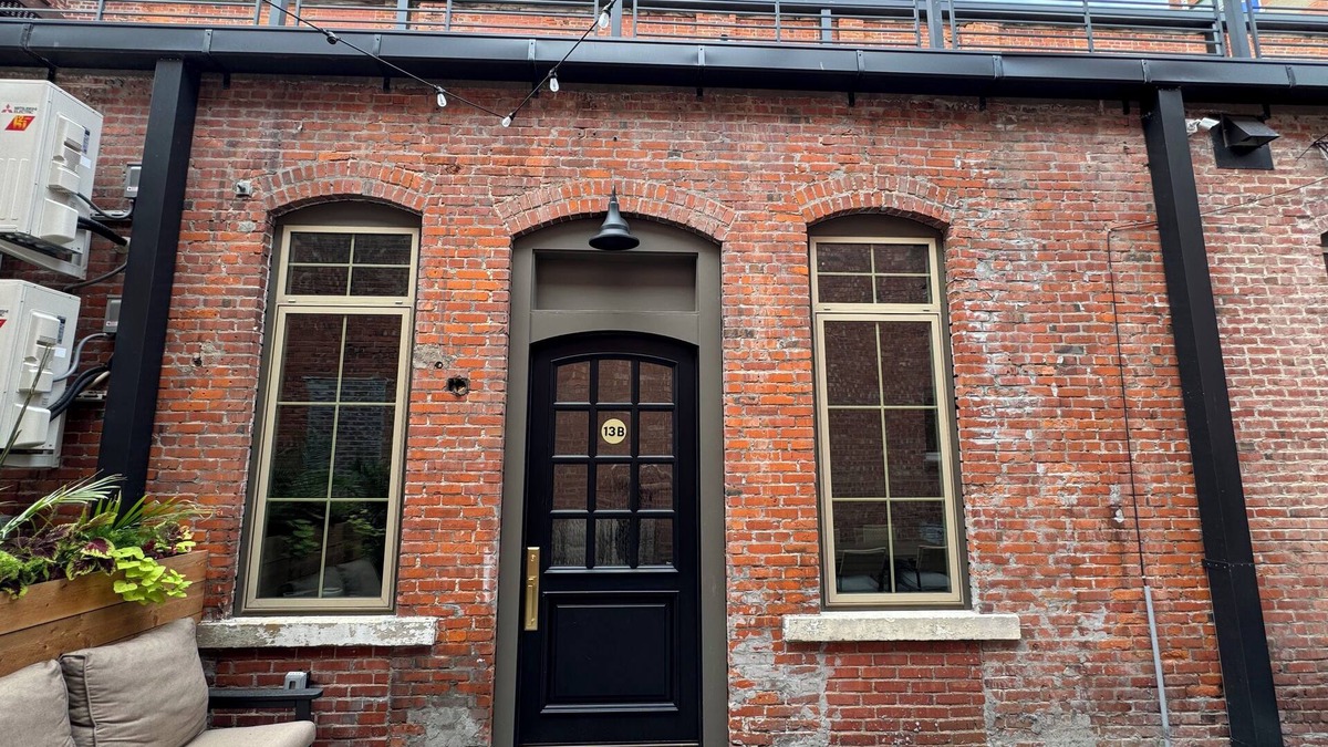 Grand Island Condo | Historic Haus Von Bartenbach