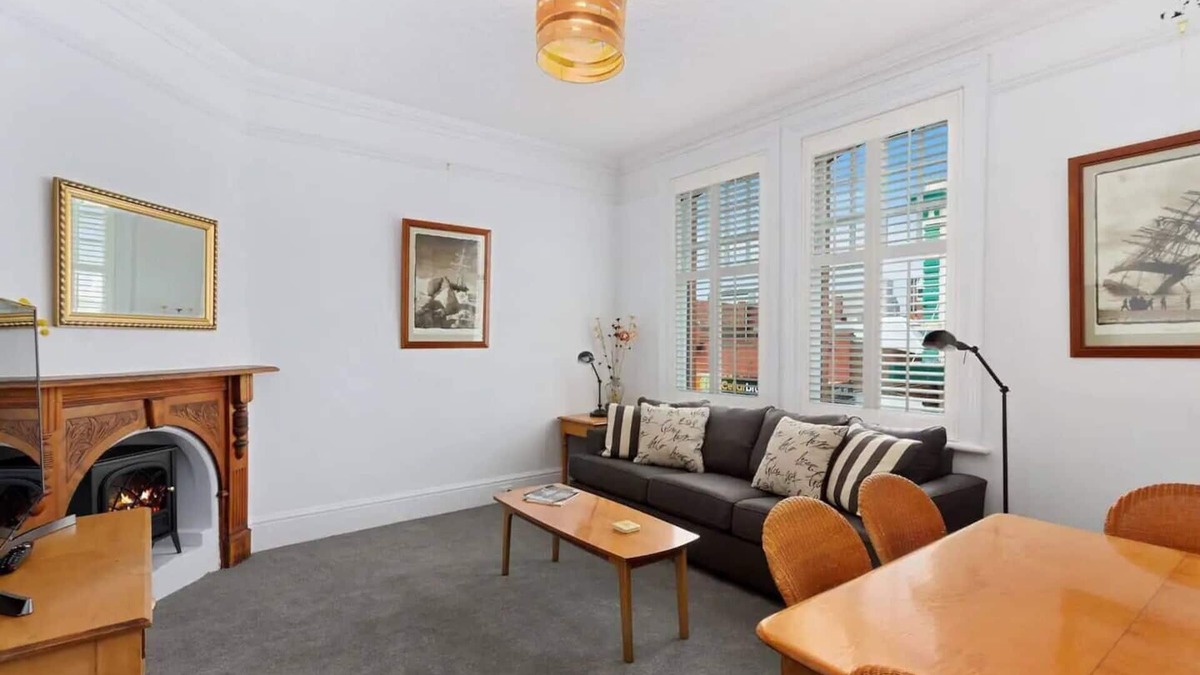 Hobart Central Business District Apartment | Historic Haven Two storey Pad in Perfect City Spot