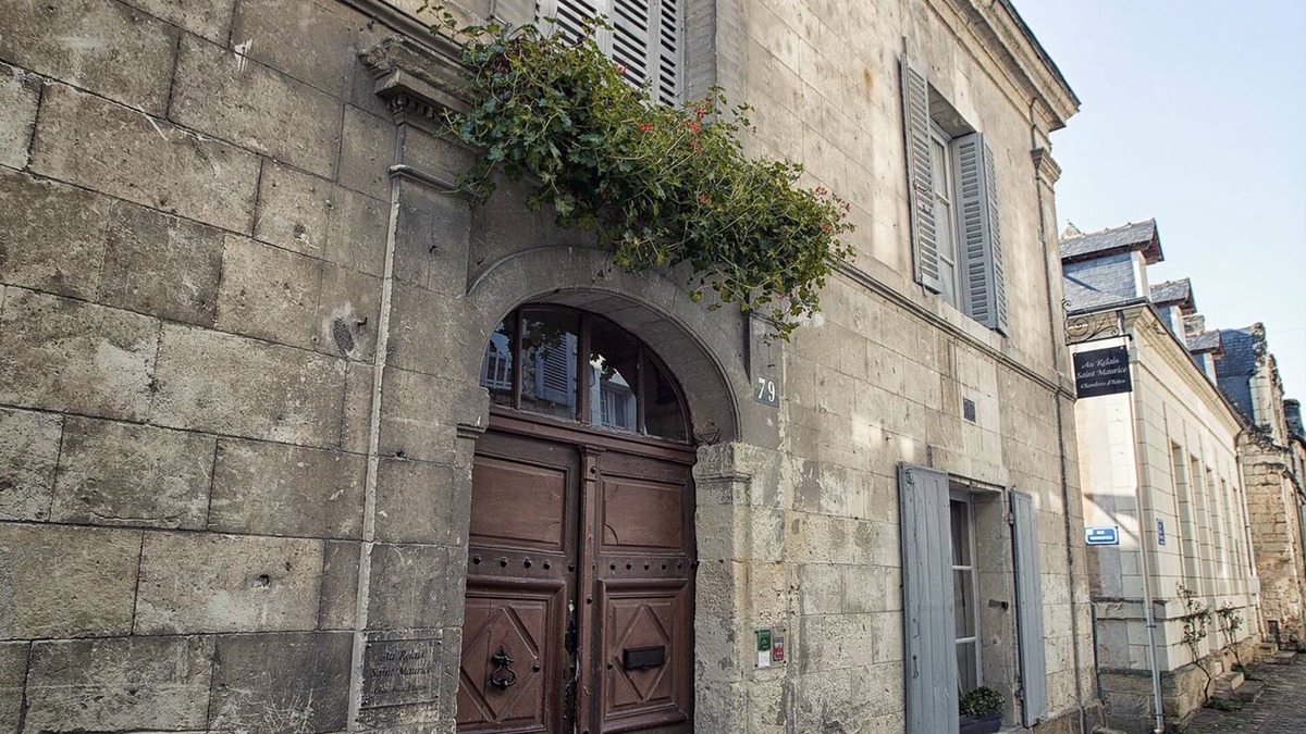 Chinon House | Historic heart of the old town of Chinon