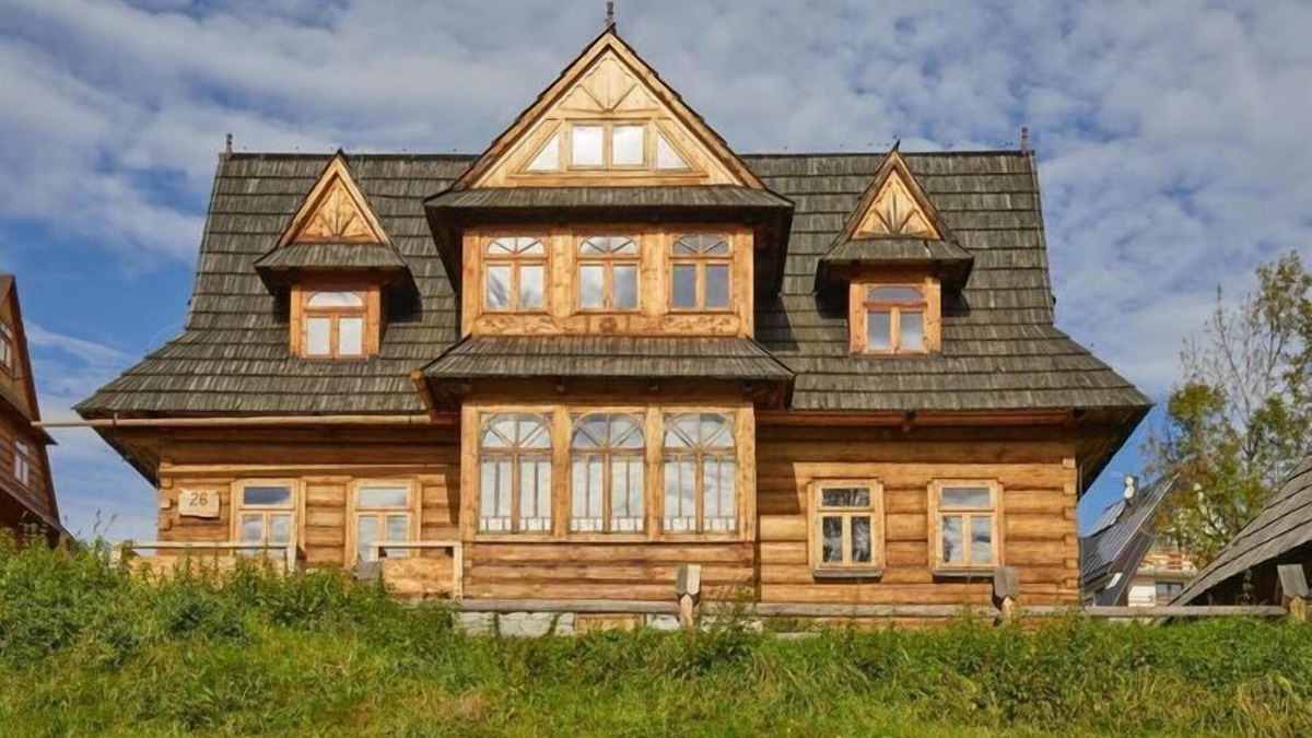 Bukowina Tatrzanska House | Historic highland villa, Bukowina Tatrzańska