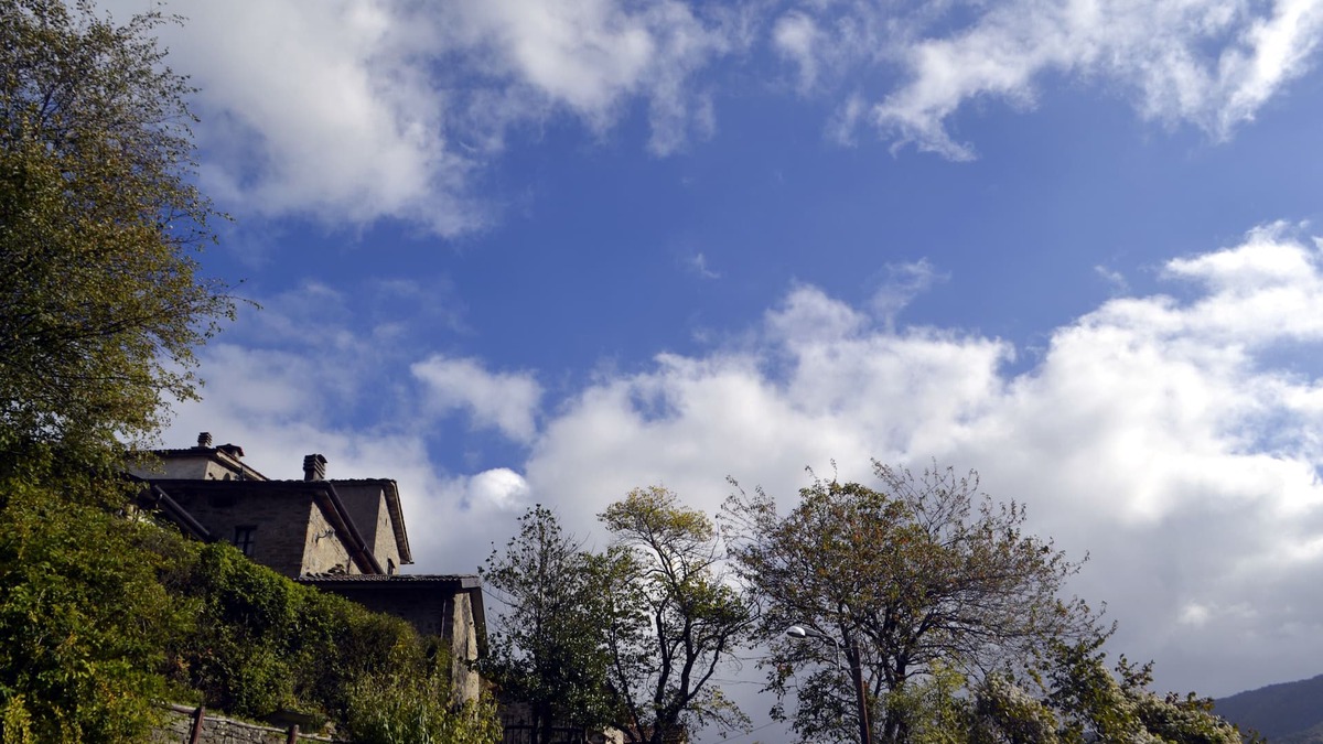Granaglione Cottage | Historic hillside cottage in Tuscan Appennines