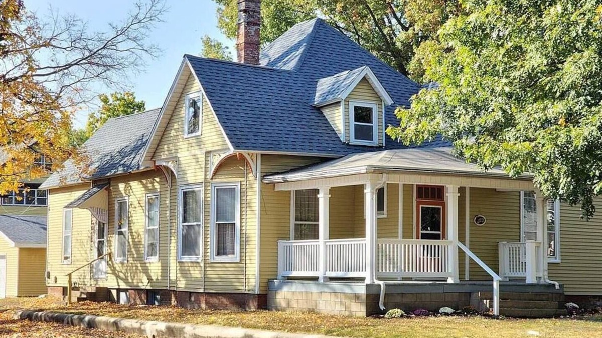 Terre Haute House | Historic Home | Central Location & Pet-Friendly