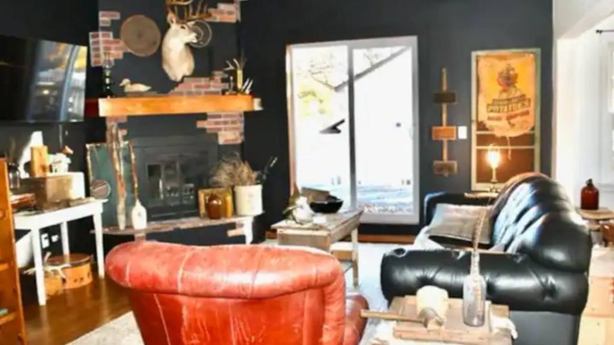 Bismarck House | Historic home in Cathederal district 2 min from downtown