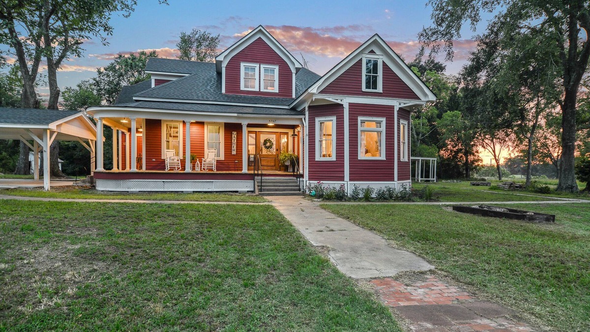 Navasota Other | Historic home in Stoneham, Texas