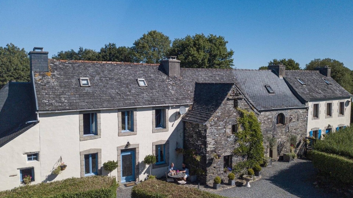 Sizun House | Historic home in the Monts D'Arrée now a dog-friendly gîte with swimming pool