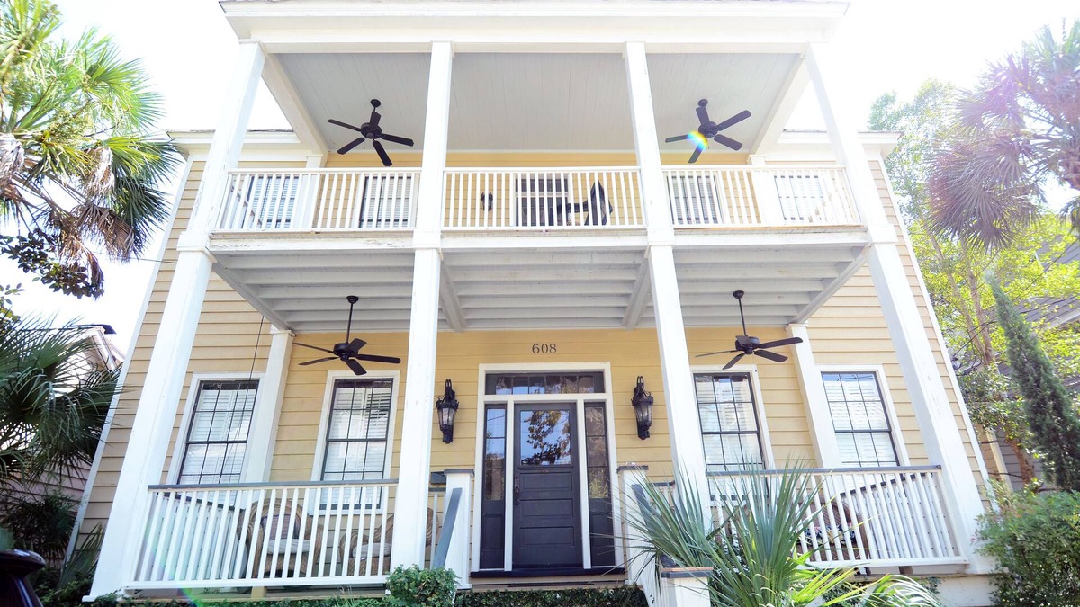 The Point House | Historic Home in the Heart of Downtown Beaufort's 'Old Point'
