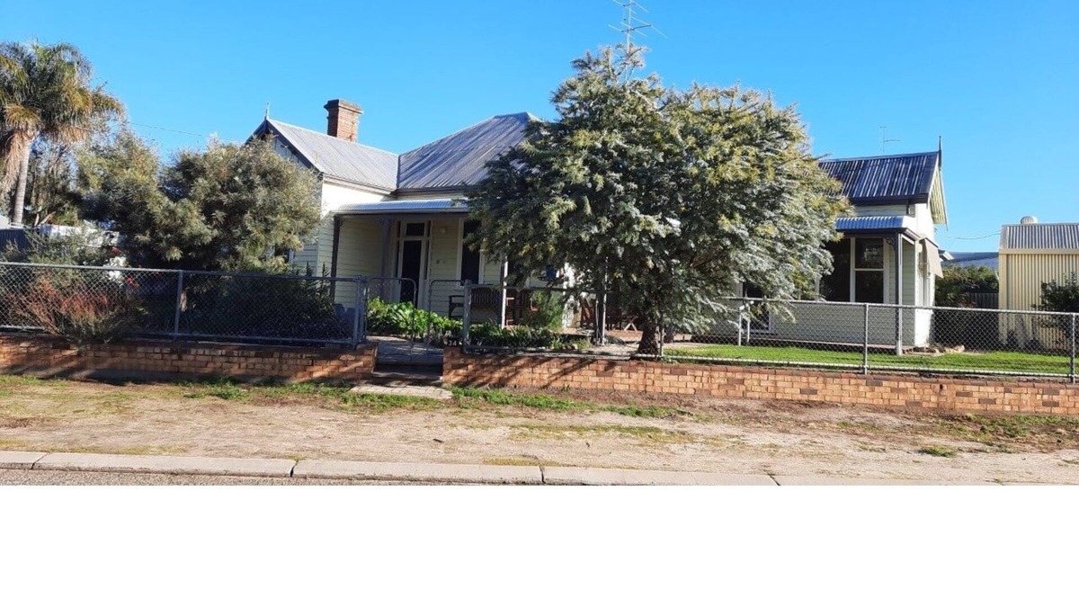Northam House | Historic home on Avon River, Northam