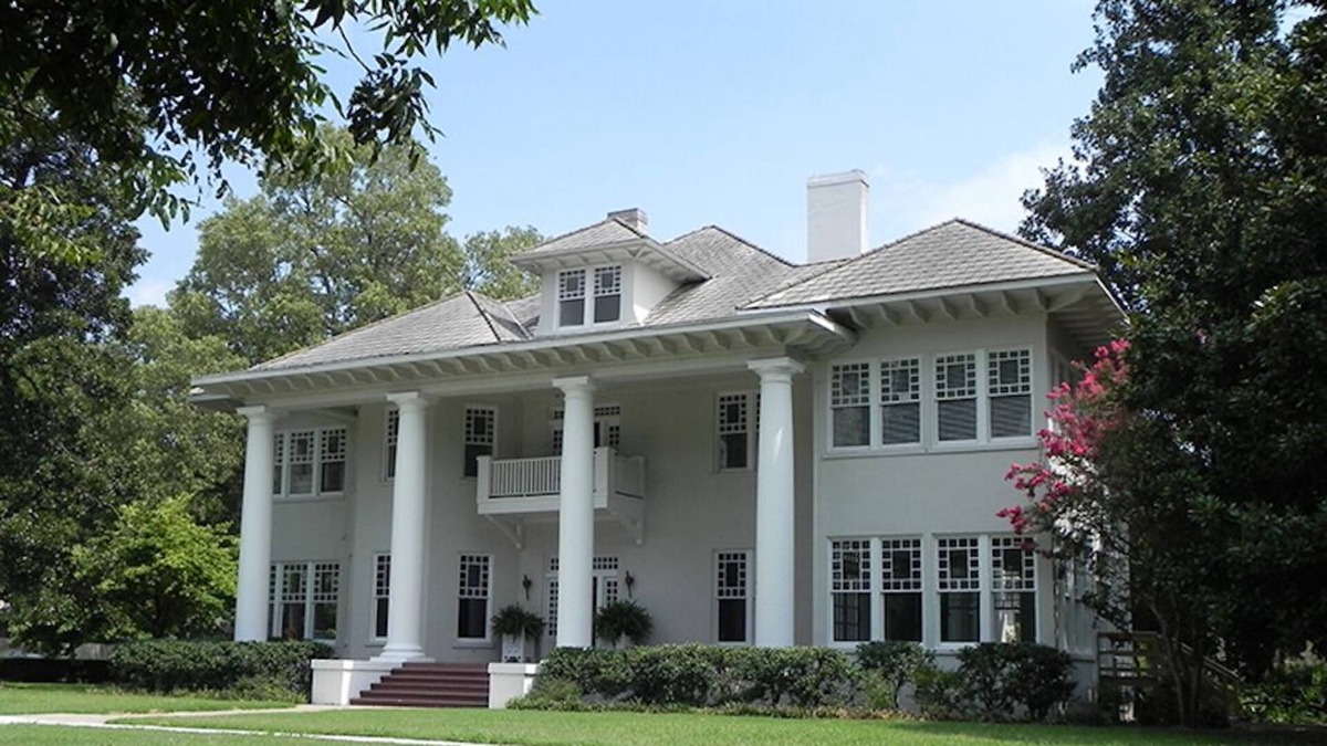 Leland House | Historic Home on Scenic Deer Creek - In the Heart of the Mississippi Delta