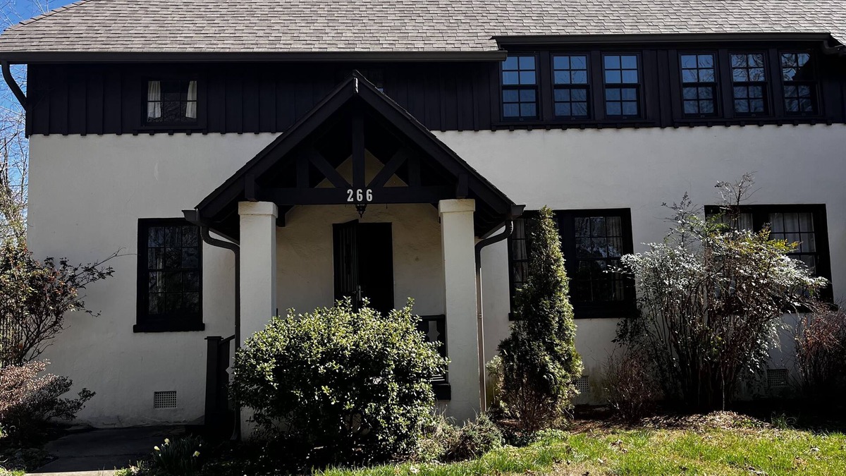 Kingsport Cottage | Historic house in the heart of downtown Kingsport