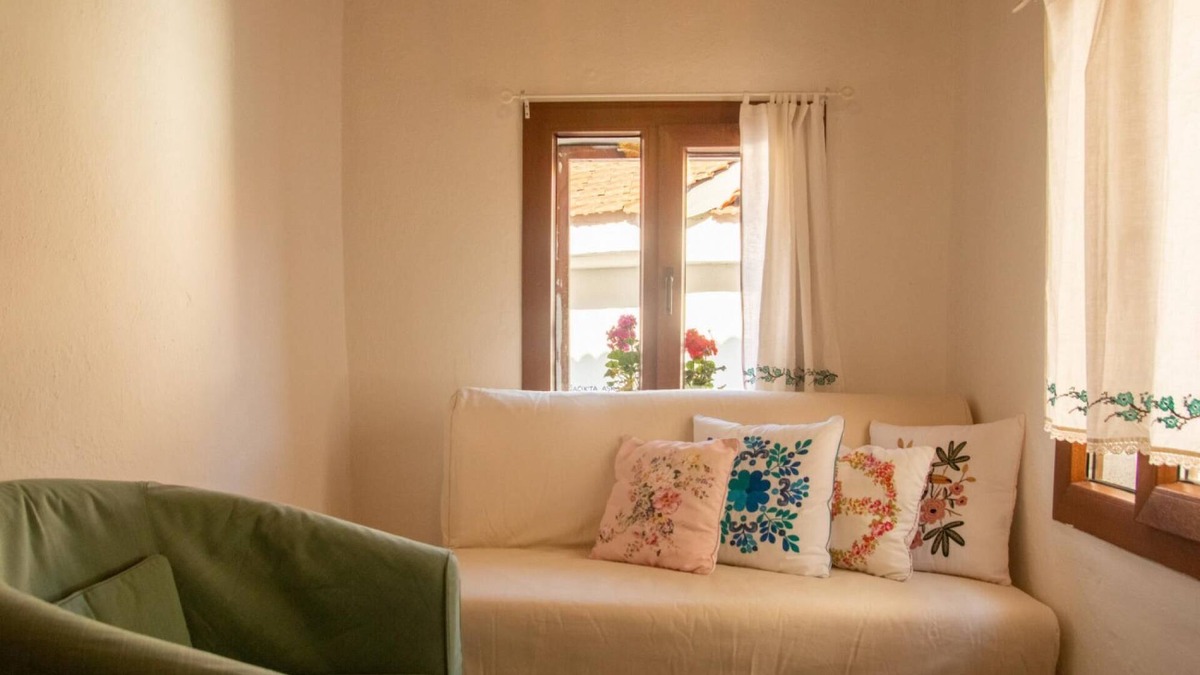 Sigacık Apartment | Historic House near Sigacik Marina in Seferihisar