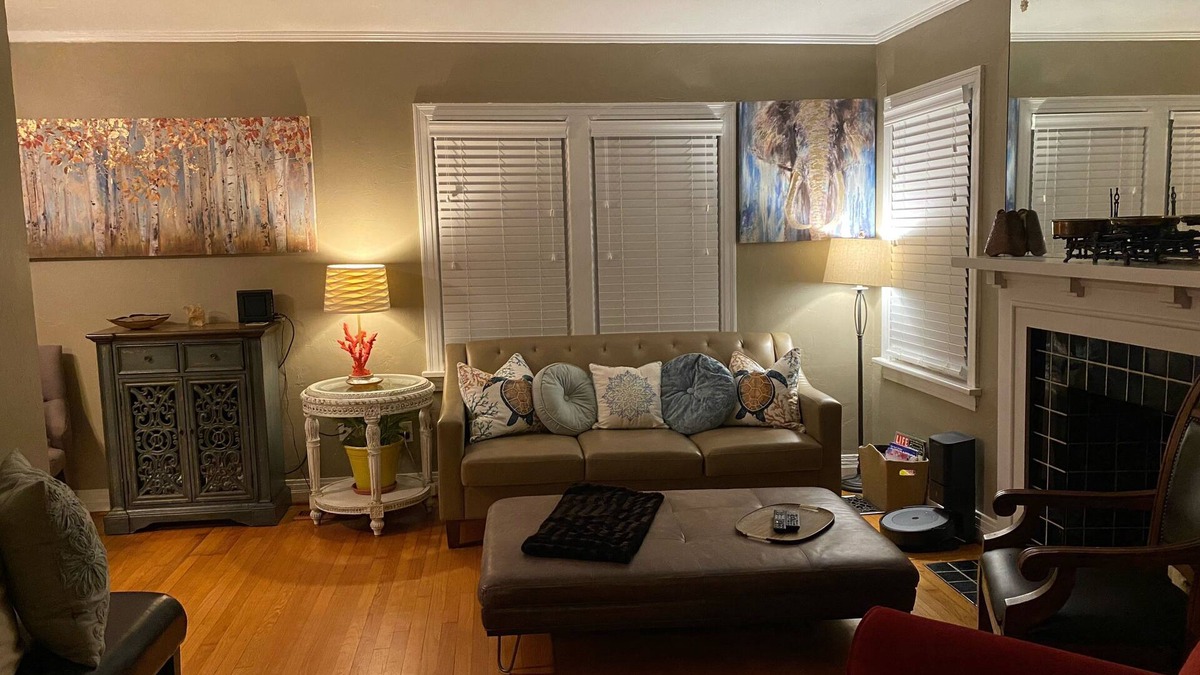 Central Oklahoma City House | Historic house walking distance to various parks, restaurants & nightlife!