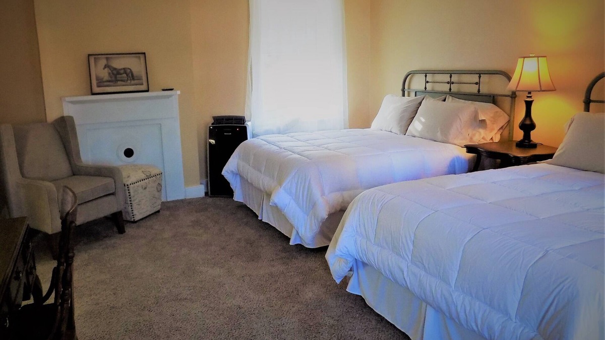 Maysville Apartment | Historic Inn Circ 1790