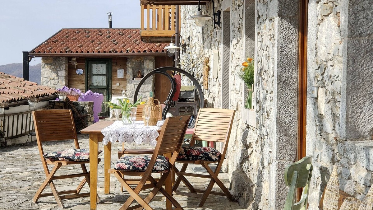 Stregna Apartment | Historic house in rustic style and surrounded by nature
