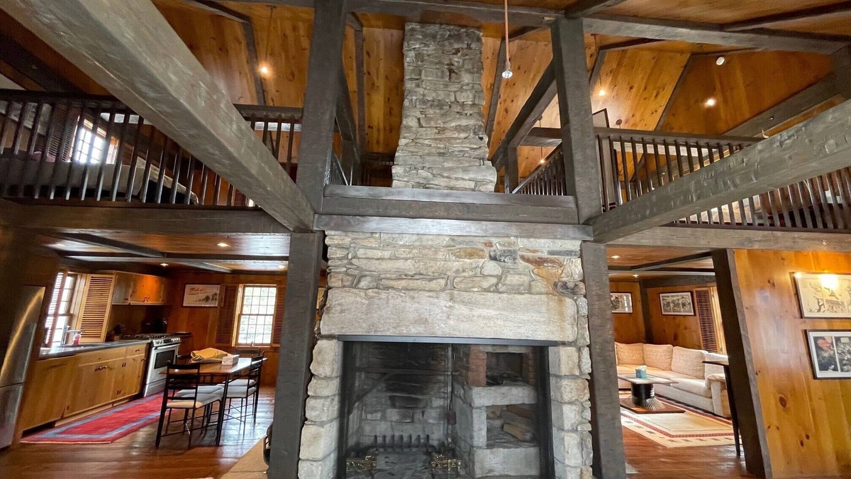 Litchfield House | Historic Litchfield Hills Saltbox on Large Estate!