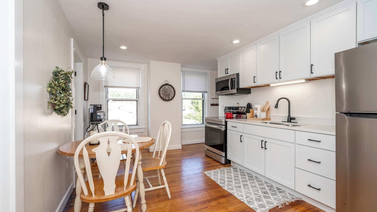 Ludlow Condo | Historic Ludlow Apt B