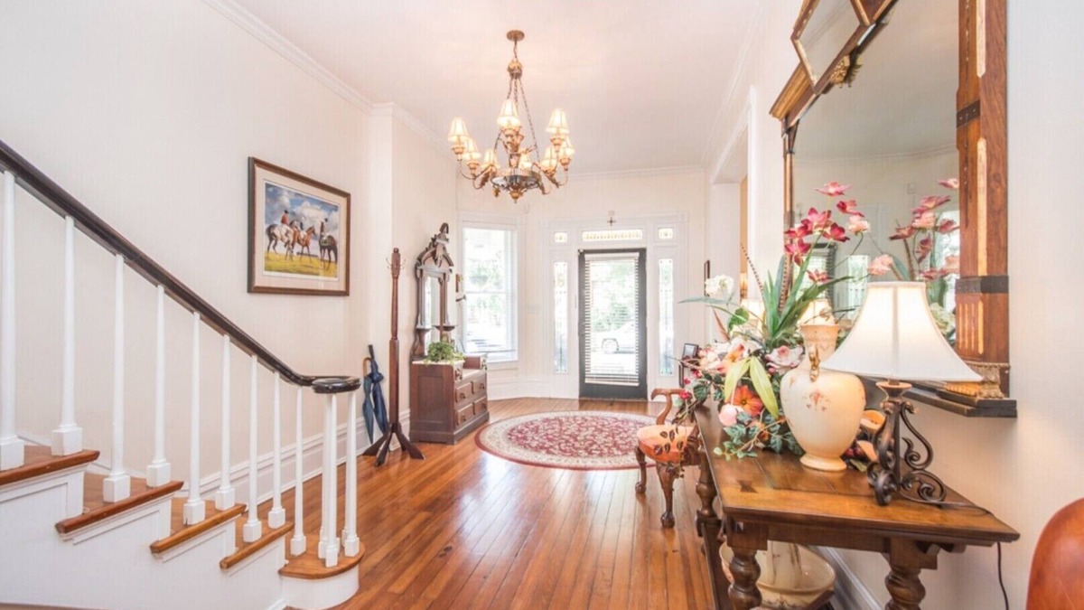 North Upper Street House | Historic Mansion in Downtown Lexington.