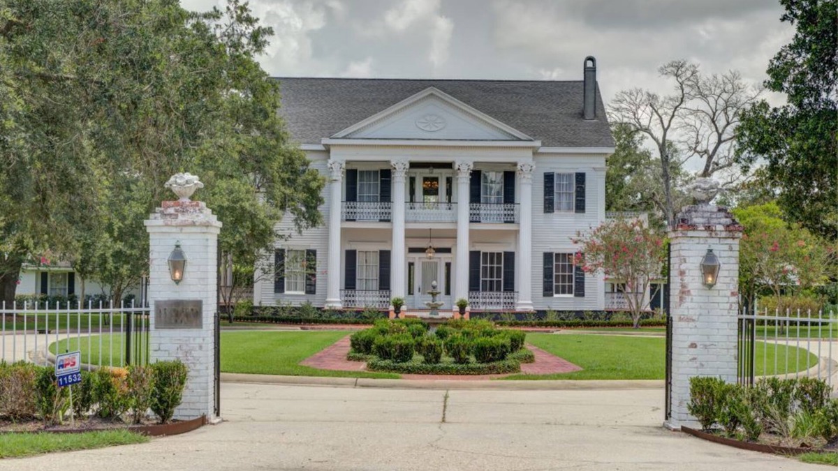Franklin House | Historic Mansion on the Bayou