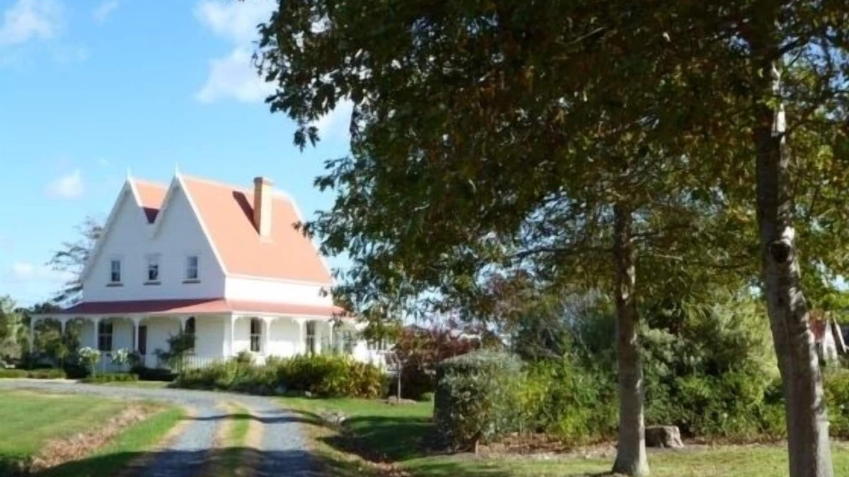 Glorit Villa | Historic Mataia Homestead