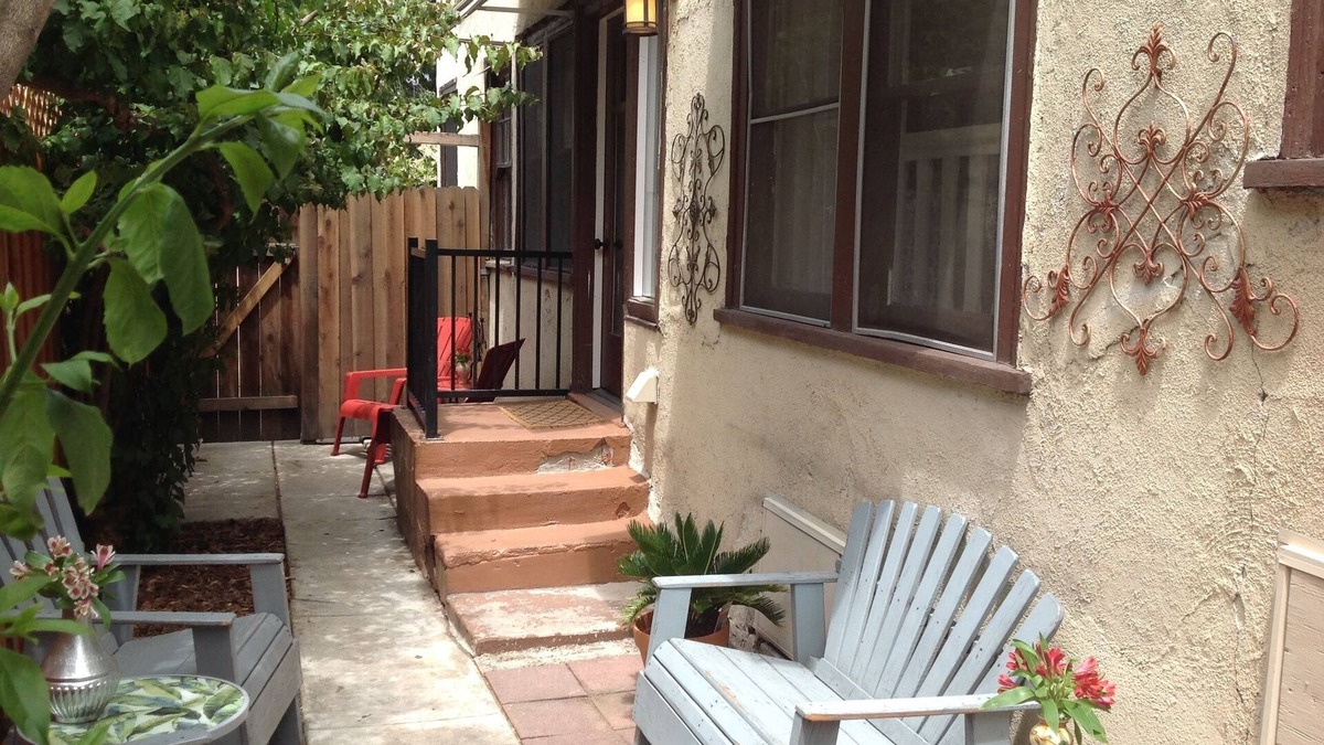 Silver Lake House | HIstoric Mediterranean in prime Silver lake
