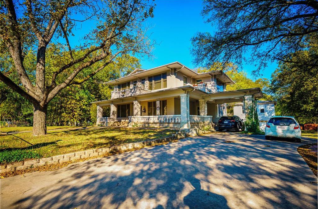 Sulphur Springs Bed & Breakfast | Historic Mitchell House