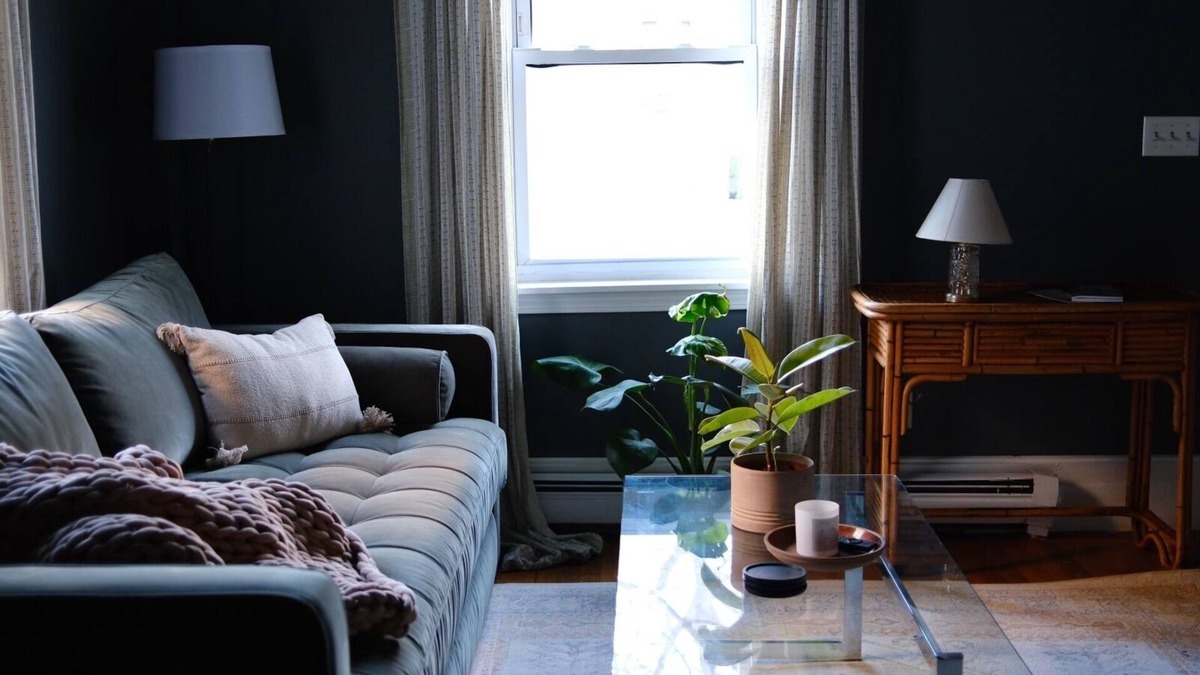 Downtown Portland Apartment | Historic Munjoy Hill apartment, just 3 blocks from the ocean & pet-friendly!