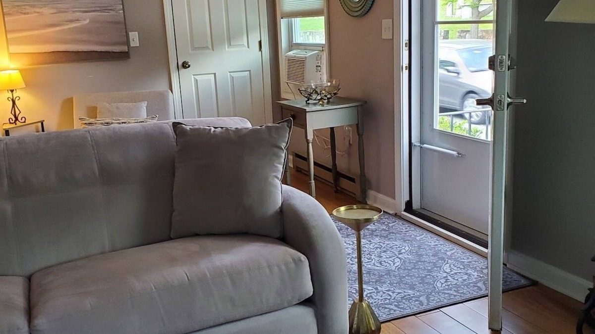 Newburyport Cottage | Historic Newburyport - new to VRBO - Rental at the historic Bartlet Mall