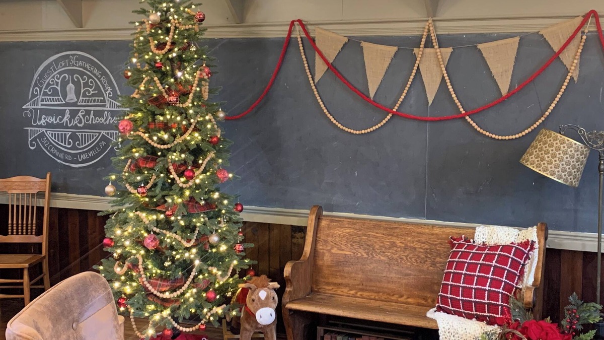 Lakeville House | Historic One Room Schoolhouse - 5 mins to Lake Wallenpaupack - Family & Friends
