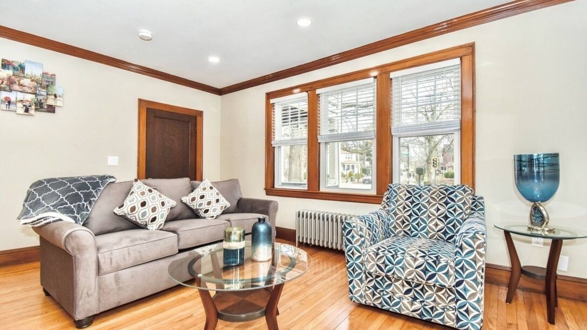 Auburndale Apartment | Historic Private Auburndale Retreat Near Boston!