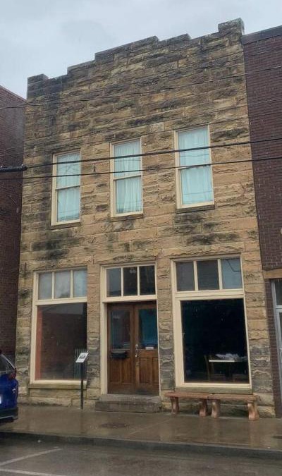 Concord Apartment | Historic Private Building w/Deck