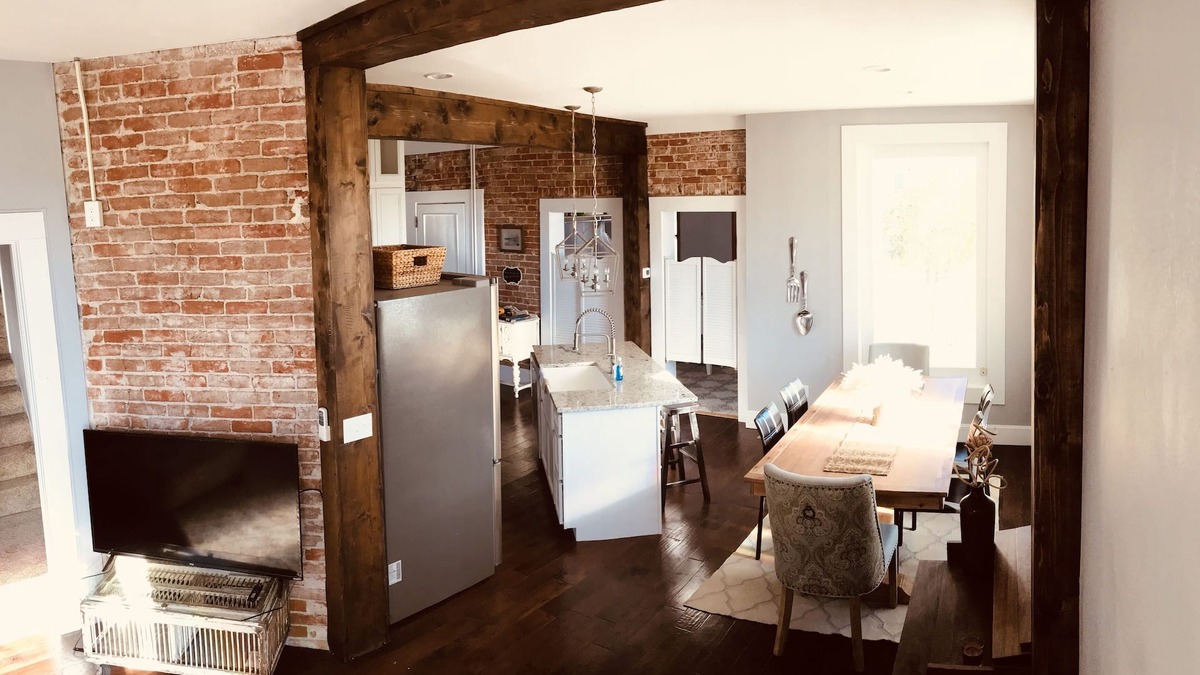 Saratoga House | Historic Property fully renovated!