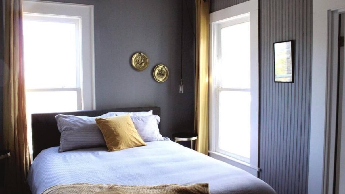 Seaview Hotel | Historic Queen at Shelburne Hotel