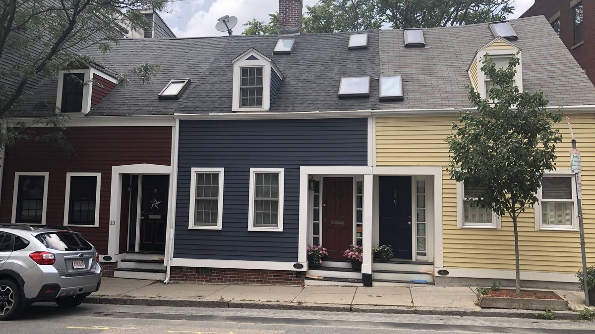 Thompson Square - Bunker Hill House | Historic Single Family Workingman's Cottage ~ on Bunker Hill Monument.
