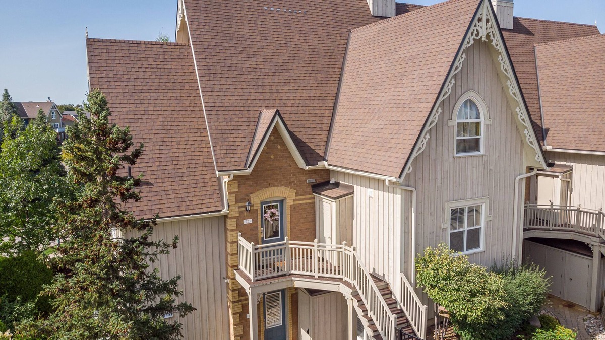 The Blue Mountains Cabin | Historic Snowbridge Townhomes