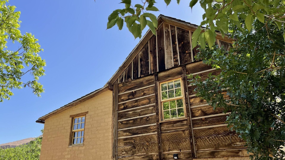 La Verkin Cabin | Historic Southern Utah Cottage- 20 miles to Zion National Park