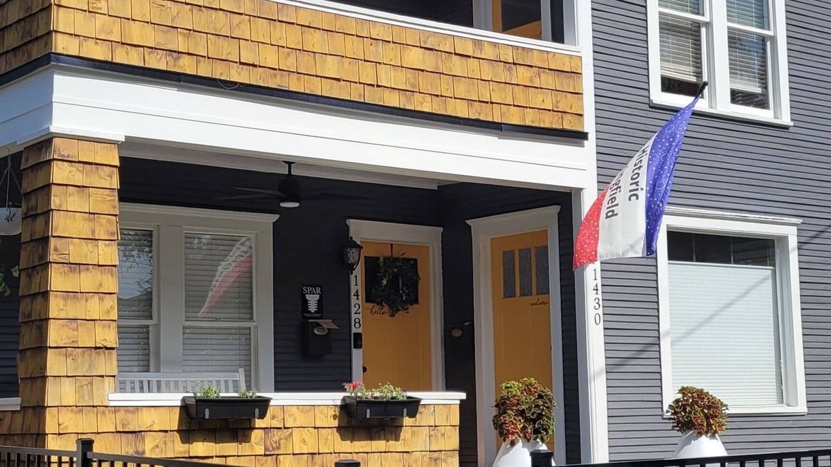 Urban Core House | Historic Springfield 1 Bedroom 1 Bathroom Near Downtown Jacksonville