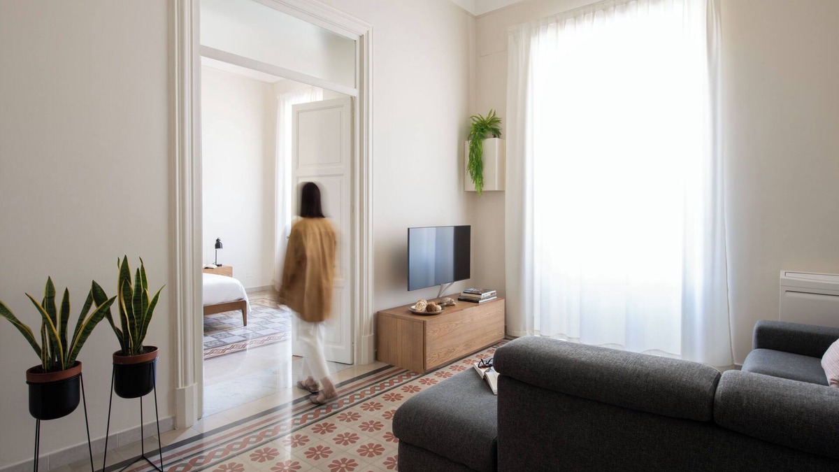 Borgo Vecchio Apartment | Historic stay on harbor, city center walk (5 min)
