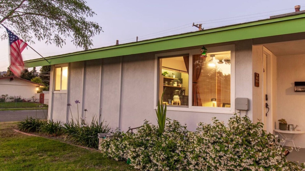 Camarillo Condo | Historic Stay @ The Daily Studio