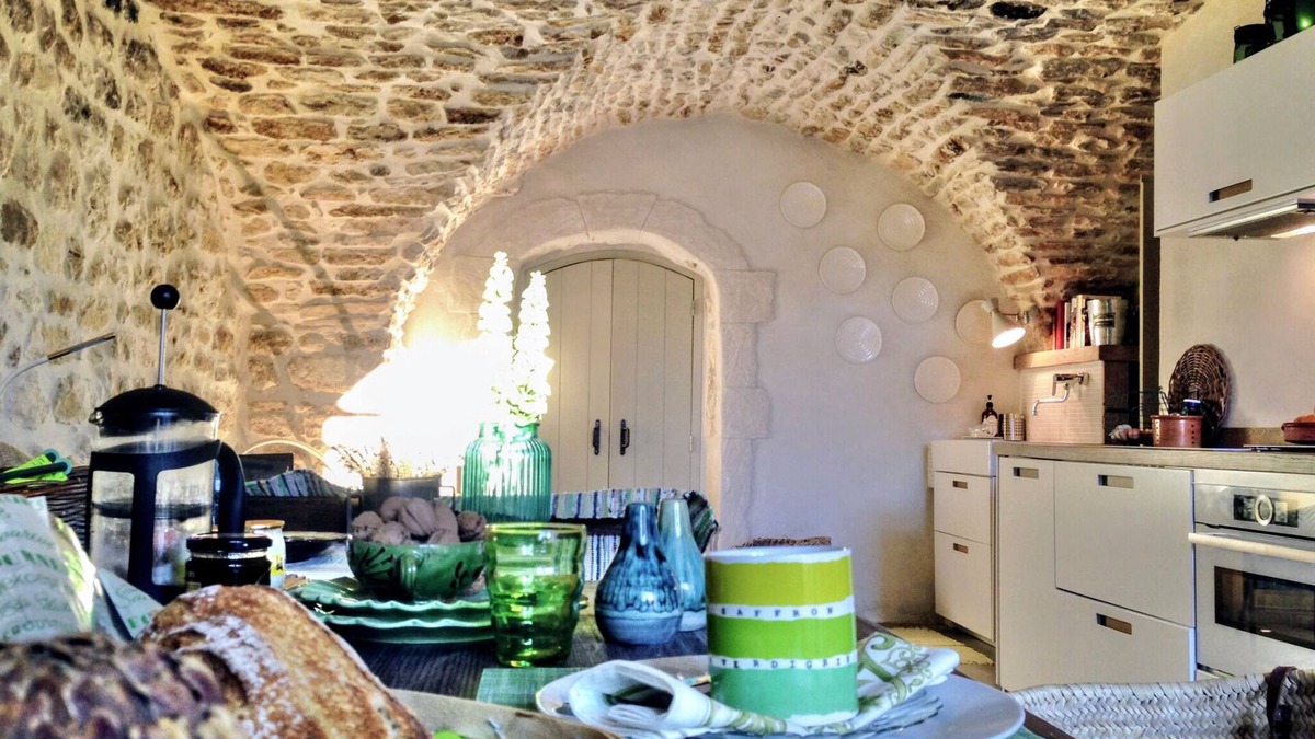Euzet-les-Bains Apartment | Historic Stone Retreat | 17th Century | Between Uzès & Cévennes National Park